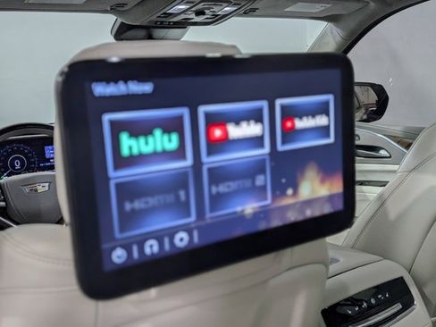 Certified 2024 Cadillac Escalade ESV Sport Platinum w/ LPO, ONYX Package image 26