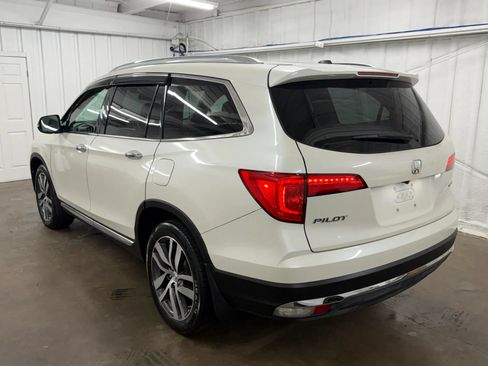 Used 2016 Honda Pilot Touring image 7