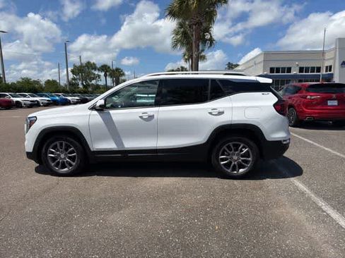 Used 2023 GMC Terrain SLT FWD image 23