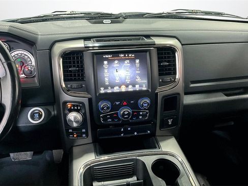 Used 2016 RAM 1500 Sport w/ Black Ram 1500 Sport Group image 10