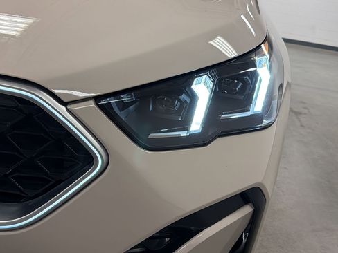 Certified 2026 BMW X2 xDrive28i AWD/4WD image 10