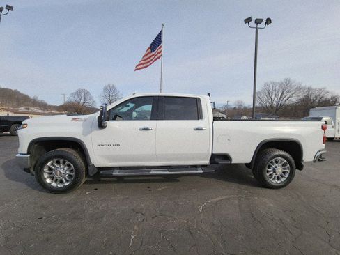 Used 2024 Chevrolet Silverado 3500 LTZ w/ LTZ Premium Package image 2