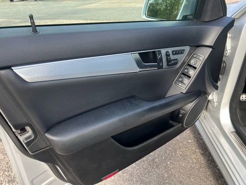 Used 2014 Mercedes-Benz C 300 4MATIC Sedan w/ Premium 1 Package image 4