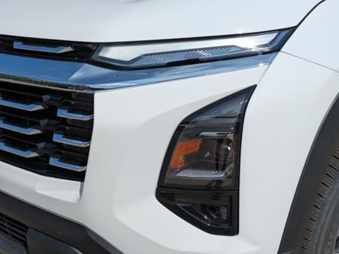 New 2026 Chevrolet Equinox LT w/ Convenience Package II image 27