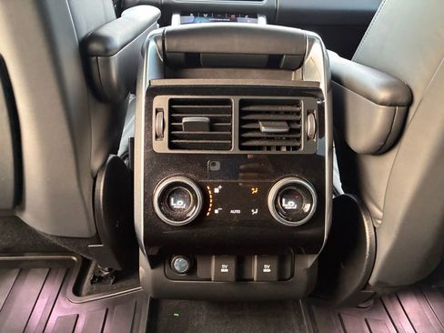 Used 2019 Land Rover Range Rover Sport HSE Dynamic AWD/4WD image 18