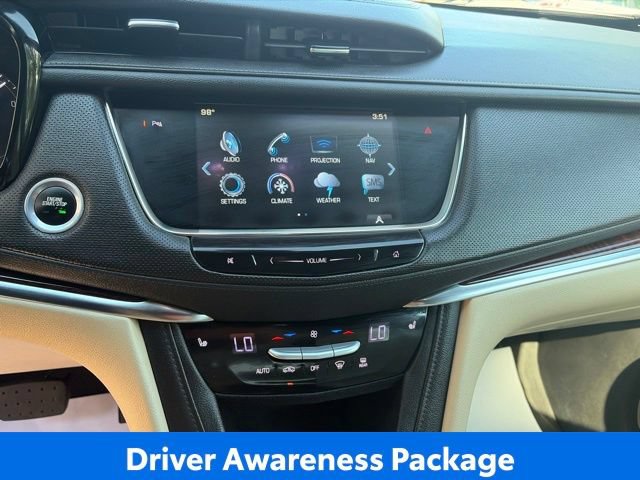 Used 2017 Cadillac XT5 Luxury w/ Driver Awareness Package AWD/4WD image 16