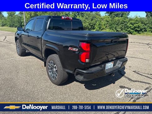 Used 2024 Chevrolet Colorado Z71 w/ Z71 Convenience Package 2 AWD/4WD image 3