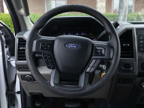 Used 2022 Ford F550 2WD Crew Cab Super Duty w/ Power Equipment Group image 24