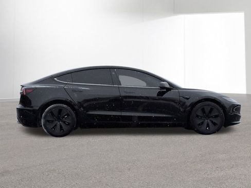 Used 2025 Tesla Model 3 Long Range image 4