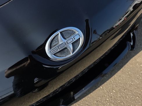 Used 2015 Scion FR-S image 17