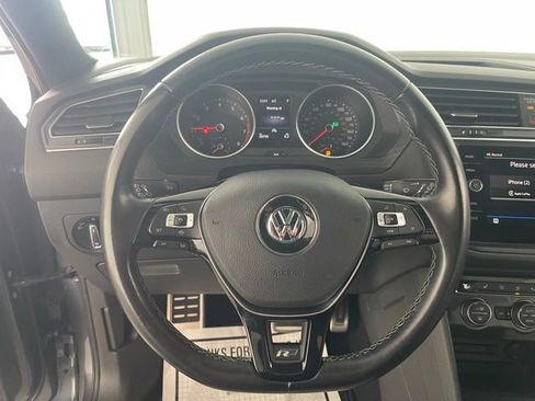 Used 2021 Volkswagen Tiguan SE R-Line w/ 3rd Row Seat Package AWD/4WD image 37