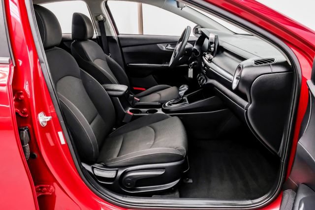 Used 2020 Kia Forte LXS FWD image 39