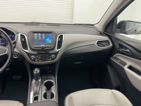 Used 2018 Chevrolet Equinox LT image 26