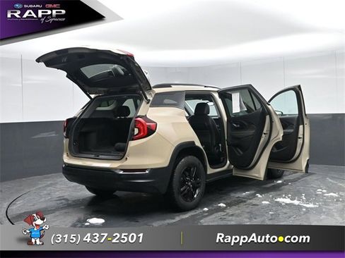 Used 2023 GMC Terrain AT4 image 27