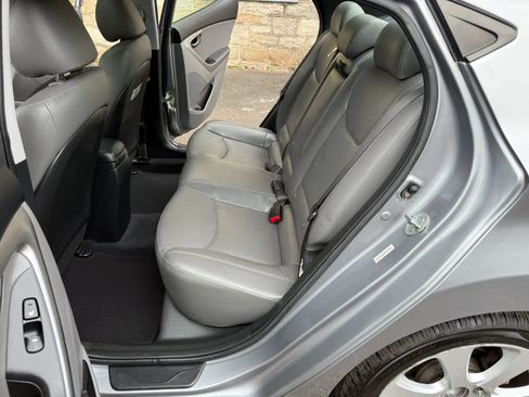 Used 2013 Hyundai Elantra Limited FWD image 18