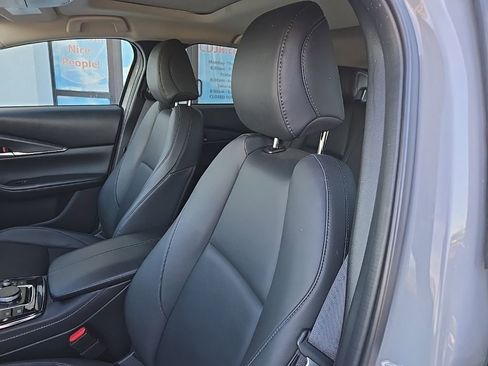 Used 2025 MAZDA CX-30 AWD 2.5 S w/ Preferred Package image 33