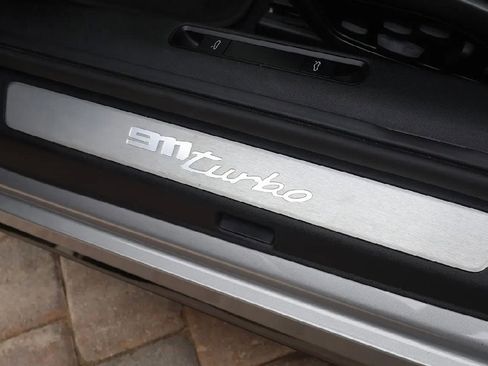 Used 2022 Porsche 911 Turbo image 10