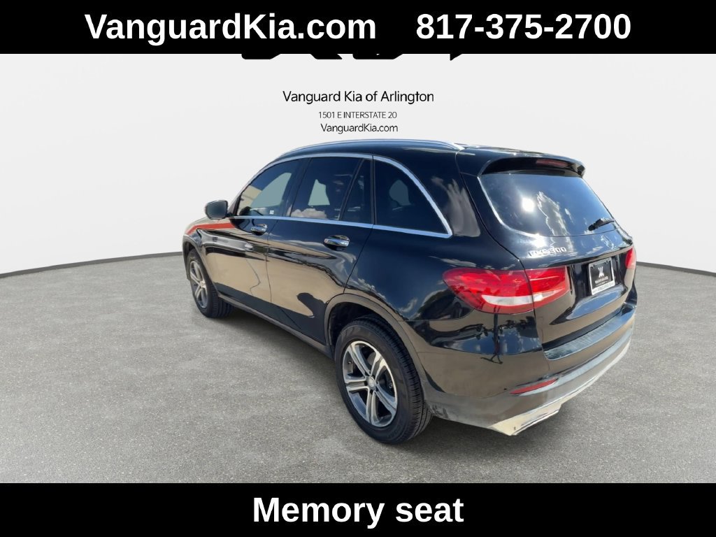 Used 2017 Mercedes-Benz GLC 300 4MATIC image 7