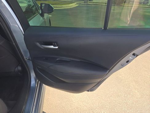 Used 2021 Toyota Corolla SE FWD image 23