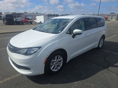 Used 2022 Chrysler Voyager LX