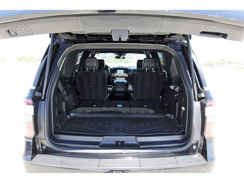 Used 2019 Ford Expedition Limited w/ Equipment Group 301A RWD image 29
