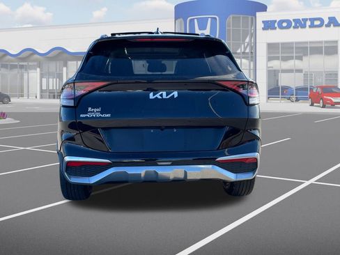 Used 2023 Kia Sportage SX image 7