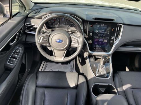 Used 2021 Subaru Outback Limited image 15