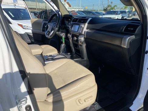 Used 2014 Toyota 4Runner SR5 Premium RWD image 20