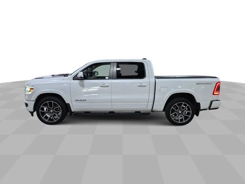 Used 2020 RAM 1500 Laramie AWD/4WD image 6