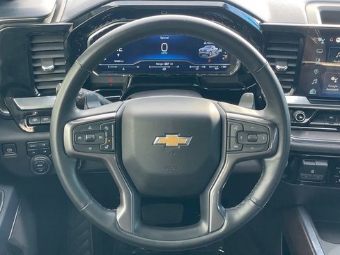 Used 2024 Chevrolet Silverado 1500 High Country w/ High Country Premium Package image 12