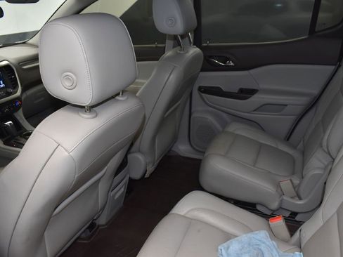 Used 2019 GMC Acadia SLT image 15