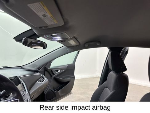 Used 2020 Chevrolet Malibu LT image 32