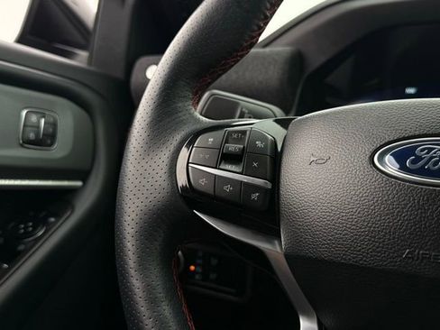 Used 2025 Ford Explorer ST-Line w/ Premium Package image 10