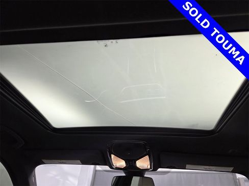 Used 2021 BMW 330i Sedan w/ M Sport Package image 21