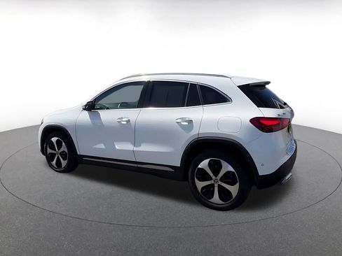 Used 2025 Mercedes-Benz GLA 250 4MATIC image 10