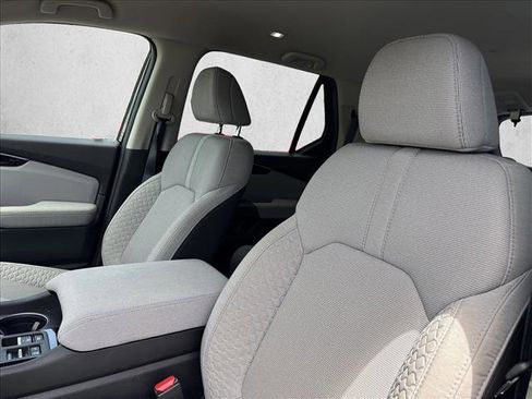 Used 2023 Honda Pilot LX image 16