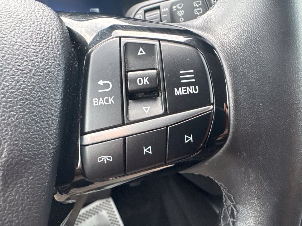 Used 2024 Ford Escape Platinum AWD/4WD image 16