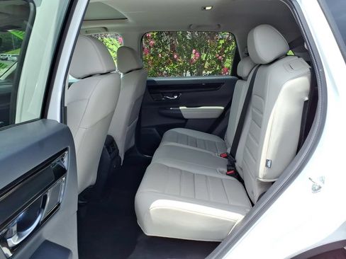 Used 2025 Honda CR-V EX-L image 4