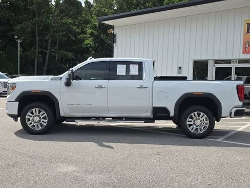 Used 2020 GMC Sierra 2500 Denali w/ Denali Ultimate Package AWD/4WD image 2