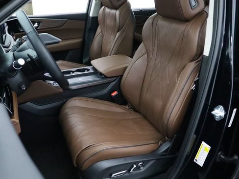 Used 2026 Acura MDX SH-AWD w/ Advance Package image 2