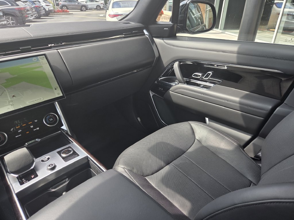 Used 2023 Land Rover Range Rover SE AWD/4WD image 20