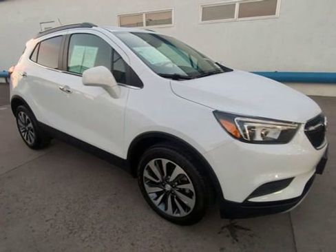 Certified 2022 Buick Encore Preferred image 2