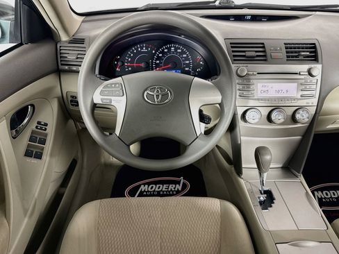 Used 2011 Toyota Camry LE w/ LE Extra-Value Pkg FWD image 23