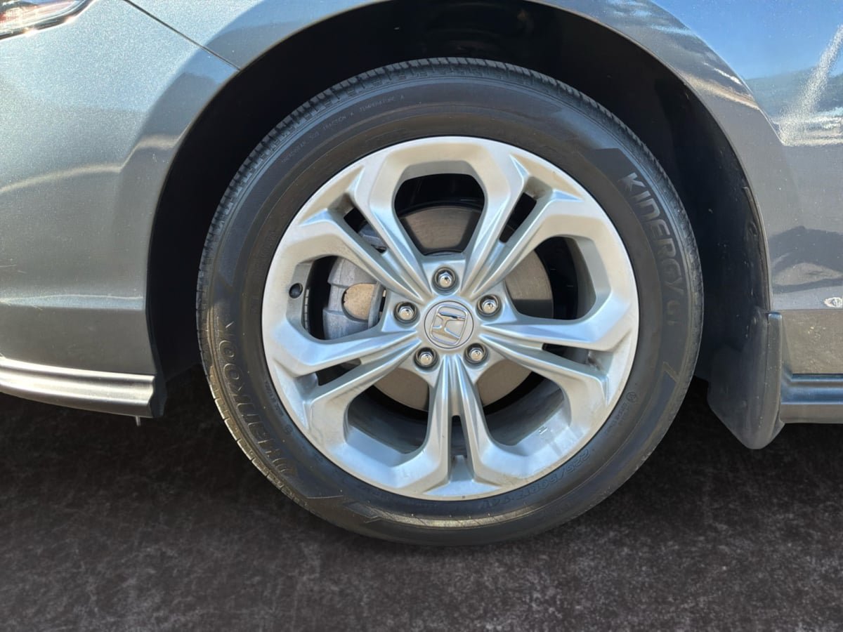 Used 2023 Honda Accord LX image 9
