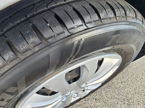 Used 2019 Hyundai Elantra SE w/ Cargo Package image 35