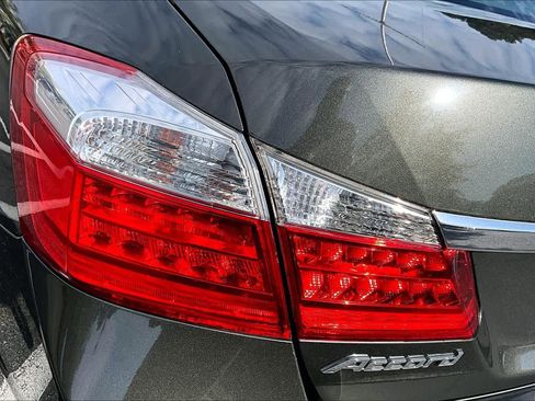 Used 2013 Honda Accord EX-L image 29