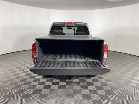 Used 2020 Nissan Frontier SV w/ Midnight Edition Floor Mats image 8