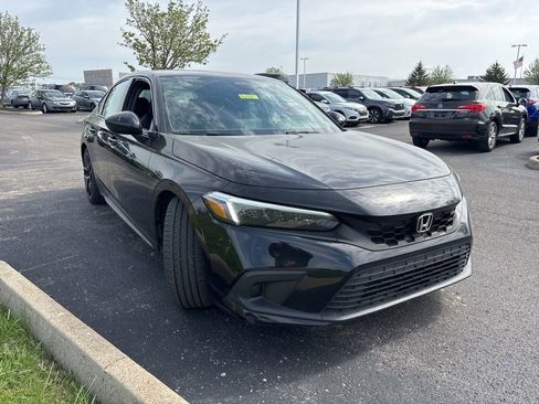 Used 2023 Honda Civic Sport image 12