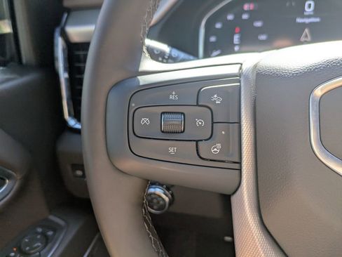 Used 2025 GMC Sierra 2500 Denali w/ Denali Reserve Package AWD/4WD image 28