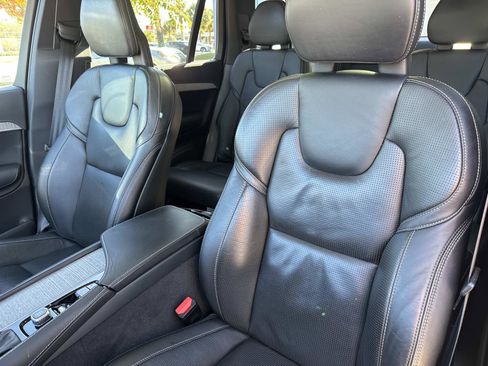 Used 2021 Volvo XC90 T6 Inscription w/ Protection Package Premier image 20
